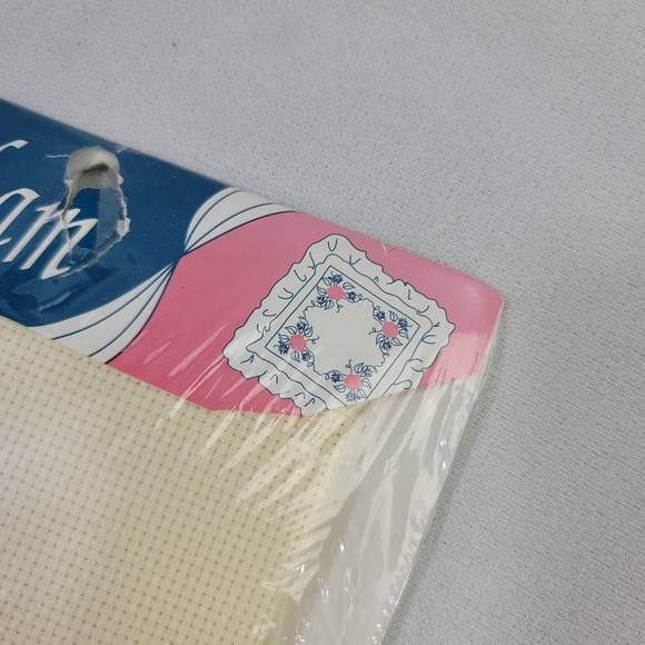 Designs For The Needle Pillowsham - Cross Stitch - Picture 4 of 10